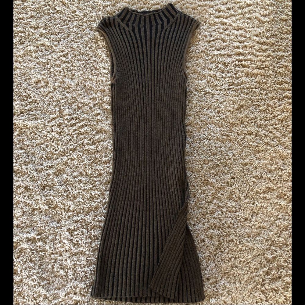 Rock & Republic Ribbed Tunic Sweater Top - Picture 3 of 8